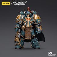 Warhammer Collectibles: 1/18 Scale Sons Of Horus Legion Praetor With Power Fist